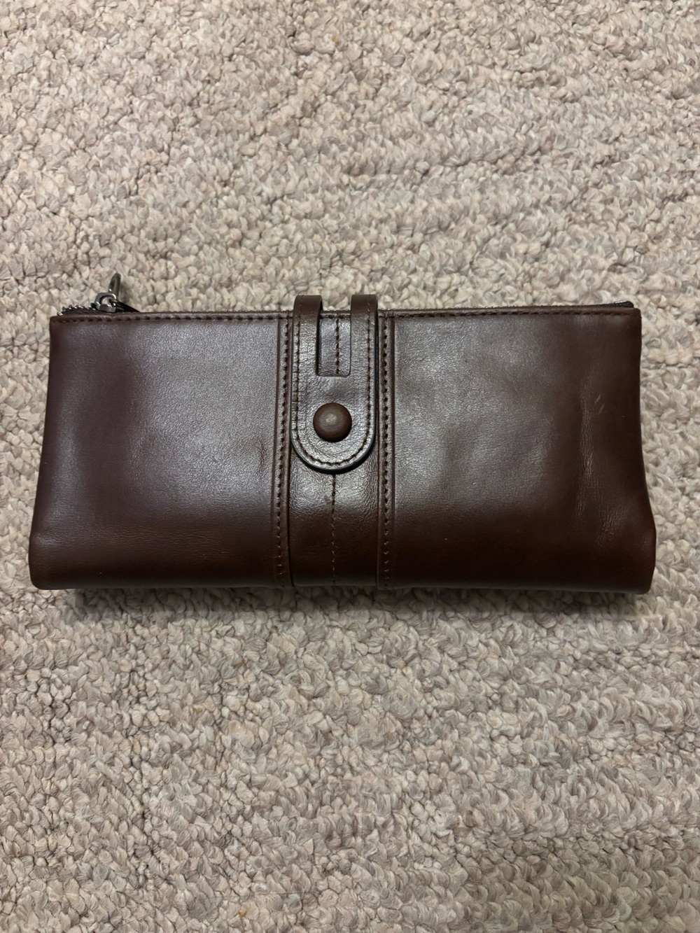 Men’s or Women’s Brown Leather Clutch Wallet 2 zippers lots of card spaces